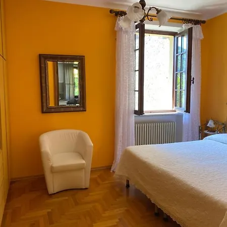 Azalea Nocleg ze śniadaniem 3*