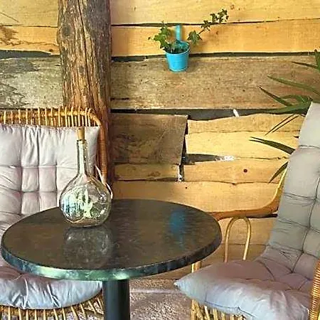 Bed & Breakfast Azalea 3*
